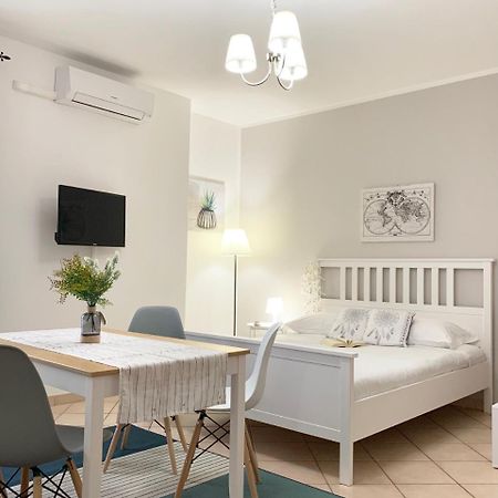 Berlino 17 Apartment ออลเบีย ภายนอก รูปภาพ